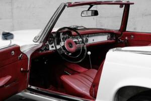 Immagine 16/40 di Mercedes-Benz 230 SL (1966)