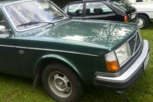 Bild 6/8 von Volvo 244 (1979)