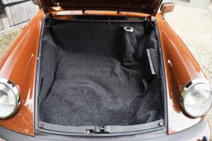 Image 29/37 de Porsche 911 Carrera 3.0 (1977)