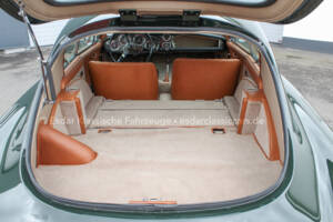Immagine 20/28 di Aston Martin DB 2&#x2F;4 Mk III (1958)