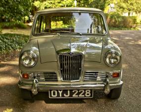 Image 2/50 of Riley Elf Mark I (1963)