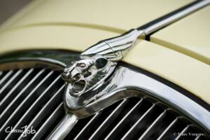 Image 34/47 of Peugeot 402 Eclipse (1935)