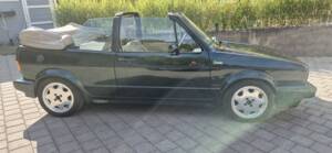 Bild 4/8 von Volkswagen Golf I Cabrio 1.8 (1991)