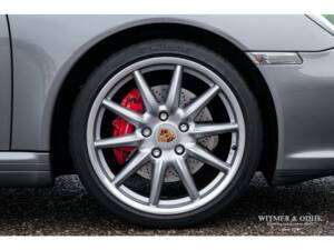 Image 38/41 of Porsche 911 Carrera 4S (2009)