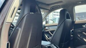 Image 36/91 of Porsche Panamera Turbo (2009)