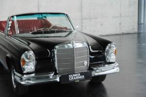 Image 49/50 of Mercedes-Benz 220 SE b (1962)