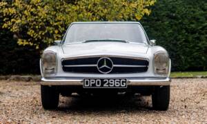 Image 6/50 of Mercedes-Benz 280 SL (1968)