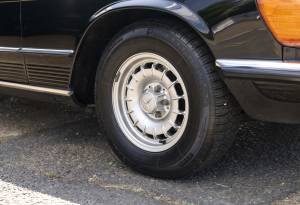 Image 11/36 of Mercedes-Benz 380 SLC (1981)