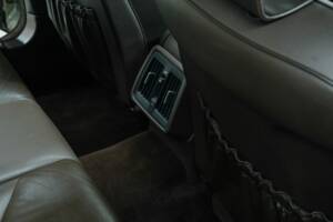 Bild 31/50 von Mercedes-Benz 300 SE (1992)