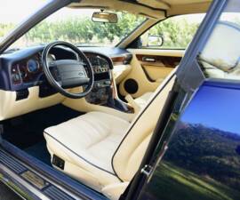 Image 30/50 de Aston Martin V8 Volante (1998)