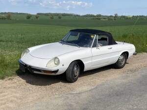 Bild 10/29 von Alfa Romeo Spider 1300 Junior (1971)