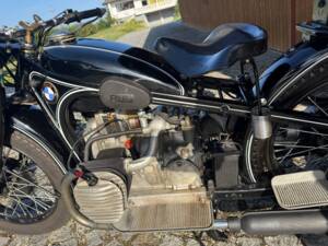 Image 4/19 of BMW R 12 (1941)