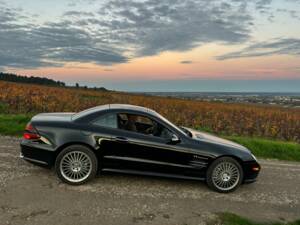 Immagine 5/6 di Mercedes-Benz SL 55 AMG (2003)