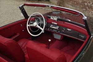 Image 38/50 of Mercedes-Benz 190 SL (1959)