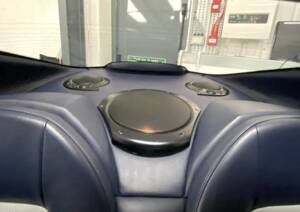 Image 40/50 of Aston Martin V12 Vanquish (2003)