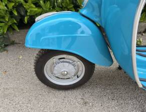 Image 20/21 of Piaggio Vespa 50 R (1971)