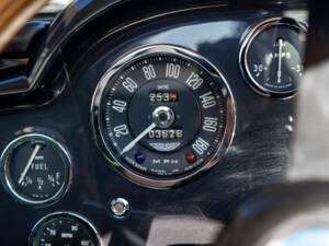 Image 13/62 of Aston Martin DB 4 GT (1960)