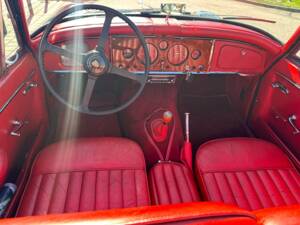Immagine 14/24 di Jaguar XK 150 3.4 S DHC (1958)