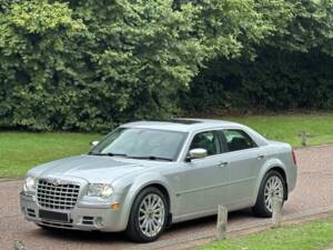 Image 48/50 of Chrysler 300 S (2008)