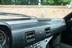 Image 48/50 of De Tomaso Pantera (1972)