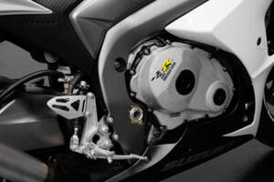 Bild 16/21 von Suzuki DUMMY (2010)