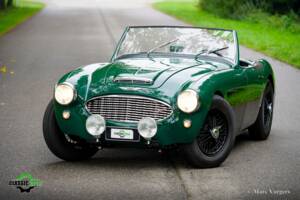 Image 16/59 of Austin-Healey 100&#x2F;6 (BN6) (1958)
