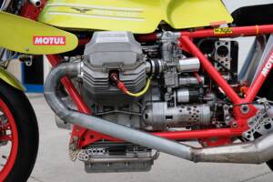 Image 21/39 of Moto Guzzi 1000 SP II (1985)