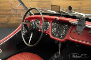 Image 9/19 of Triumph TR 4 (1961)