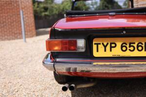 Image 11/50 de Triumph TR 6 (1973)