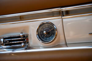 Image 27/38 of Mercedes-Benz 300 SL Roadster (1961)