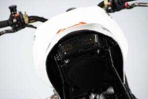 Immagine 15/50 di Ducati DUMMY (1998)