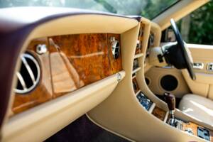 Image 12/46 of Bentley Azure (1997)