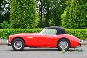 Image 9/50 of Austin-Healey 3000 Mk II (BJ7) (1962)