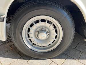 Bild 34/99 von Mercedes-Benz 500 SLC (1981)