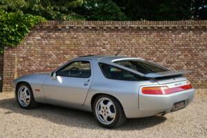 Image 39/50 of Porsche 928 GTS (1993)
