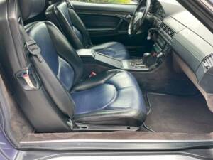 Immagine 17/20 di Mercedes-Benz SL 500 (2000)