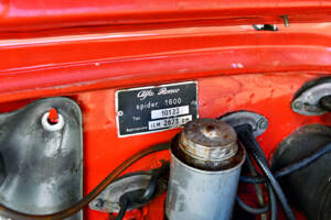 Image 20/25 of Alfa Romeo Giulia 1600 Spider (1962)