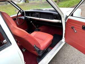 Image 14/29 de Toyota Corolla 1200 (1971)