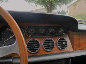 Bild 16/45 von Ferrari 330 GT (1967)