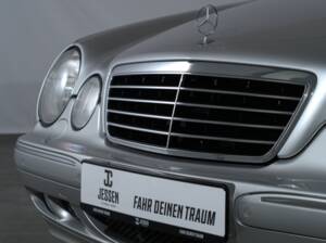 Afbeelding 11/34 van Mercedes-Benz E 430 4MATIC (2001)