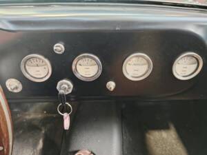 Afbeelding 32/56 van SIMCA 8 Sport (1951)