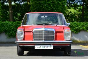Bild 8/50 von Mercedes-Benz 230/6 (1973)