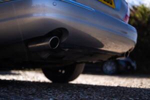 Image 30/50 of Jaguar XJ 8 4.2 (2003)
