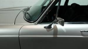 Daimler 6 Sovereign 4.2