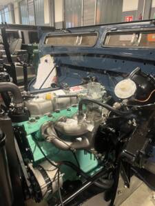 Image 16/46 of Land Rover 109 (1969)
