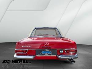 Image 4/15 of Mercedes-Benz 280 SL (1968)