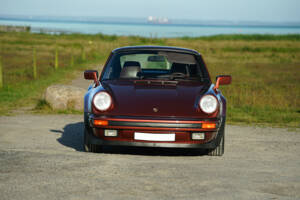 Image 18/28 de Porsche 911 Turbo 3.3 (1988)