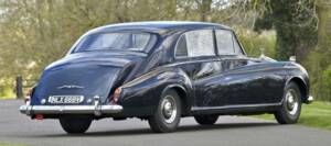 Image 13/50 of Rolls-Royce Phantom V James Young (1964)