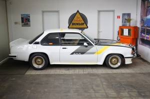 Image 32/36 of Opel Ascona 400 (1982)