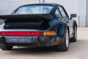 Image 22/52 of Porsche 911 Carrera 3.2 (1989)